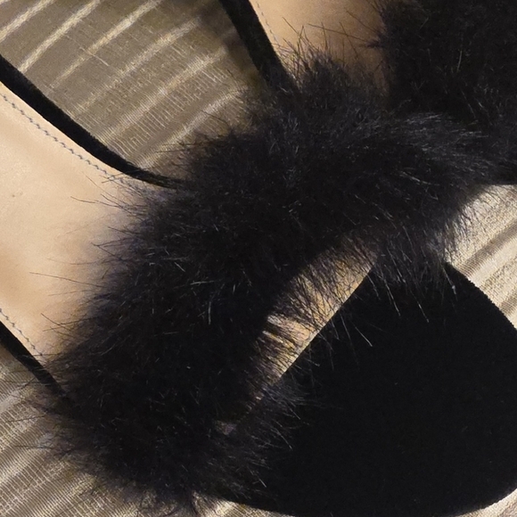 Betsey Johnson Velvet Black Fur Heels 3.5 Inches Heel - Picture 10 of 15